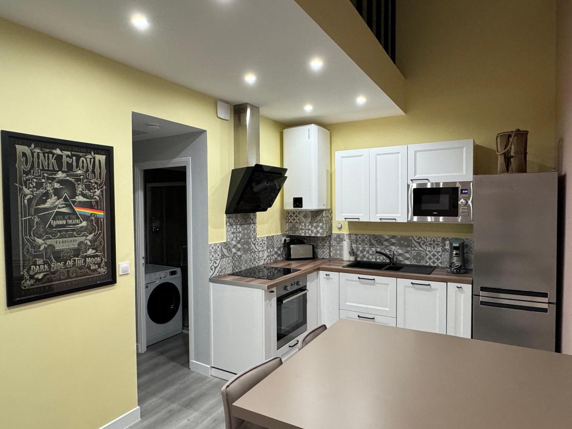 Apartament 70M2 Climatise - Parking Prive - Lycee Roosevelt - Reims Arena Zewnętrze zdjęcie