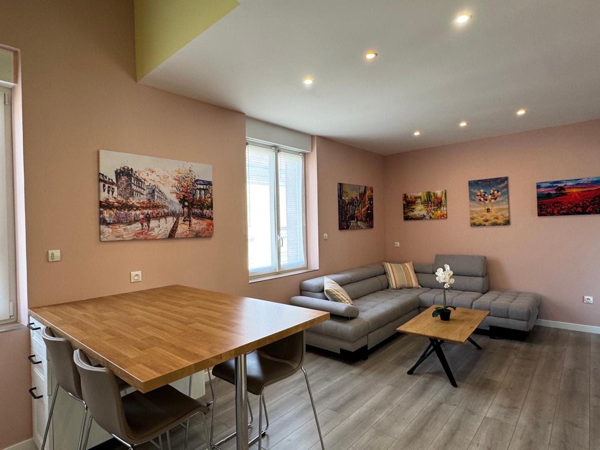 Apartament 70M2 Climatise - Parking Prive - Lycee Roosevelt - Reims Arena Zewnętrze zdjęcie