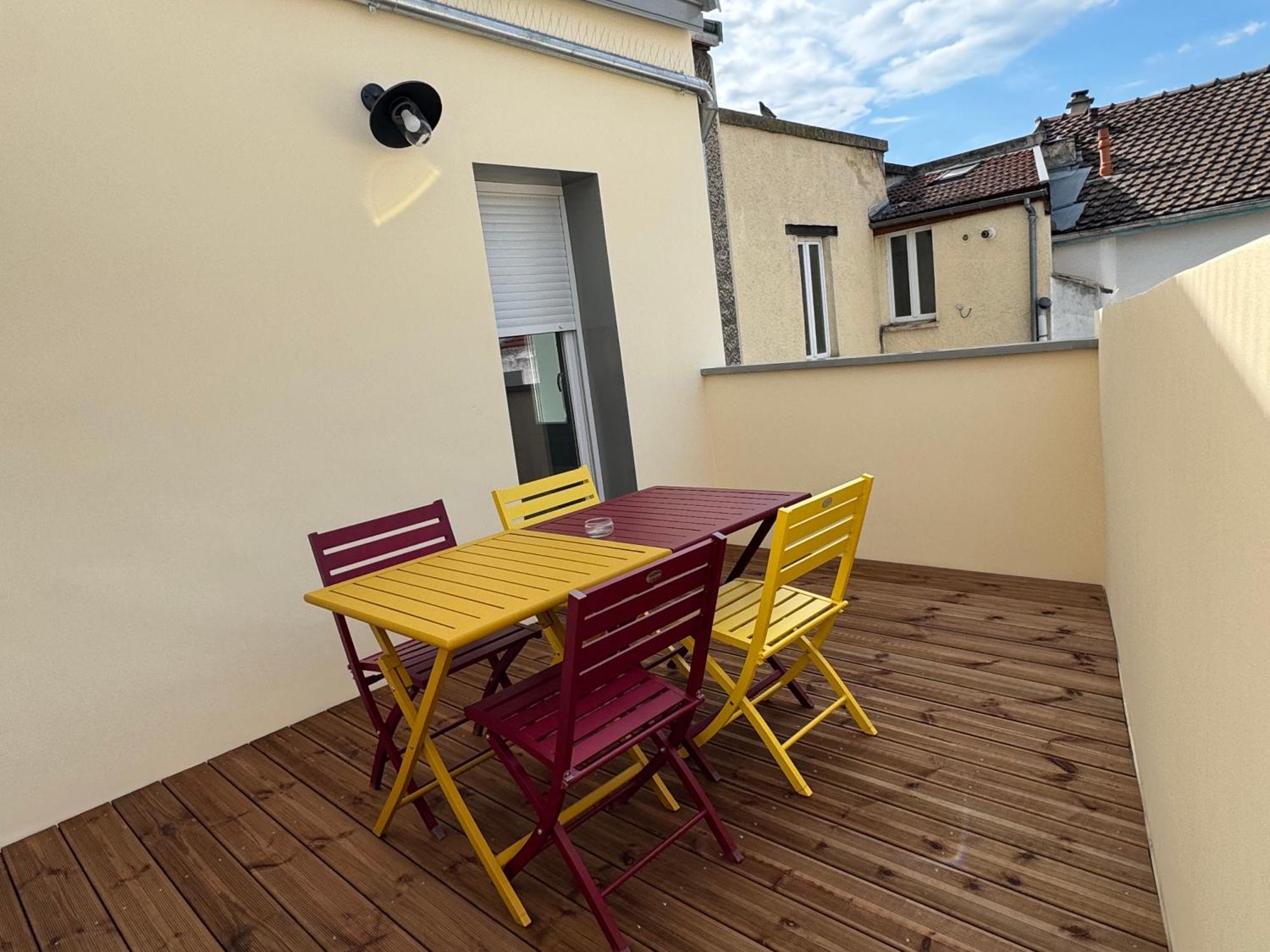 Apartament 70M2 Climatise - Parking Prive - Lycee Roosevelt - Reims Arena Zewnętrze zdjęcie